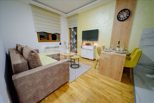 Apartman, Zlatibor Gomax 2, 32m2 Hitna prodaja!