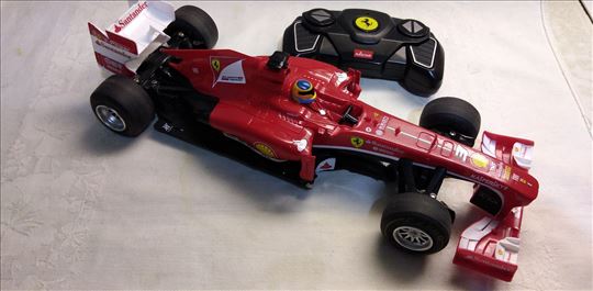 Na daljinski Rastar Ferrari F1  razmera 1:18, 2,4 