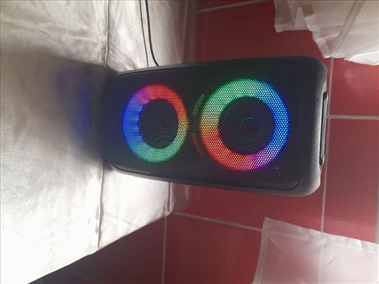 Bluetooth zvucnik
