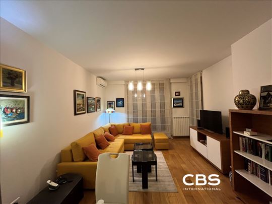 Moderan stan za izdavanje, Central garden