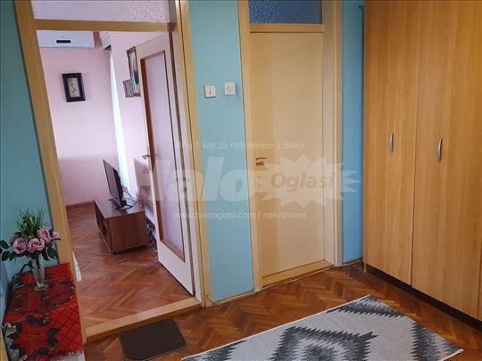 Dvosoban stan na prodaju,Dusana Petrovica,Subotica