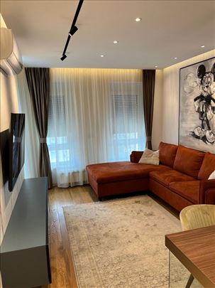 Savada 3, trosoban stan sa garažom , blok 65, 64m2