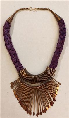 U egipatskom stilu ogrlica metal-pamuk