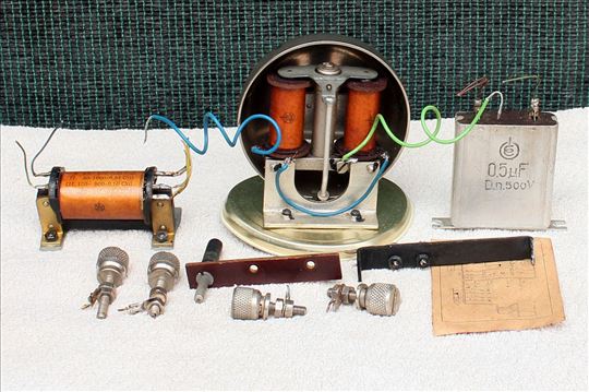 Zvono iz induktorskog telefona, kondenzator, kalem