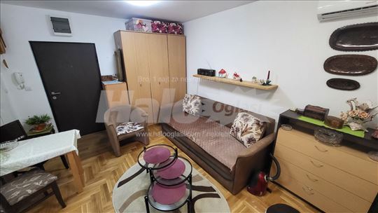 Izdajem stan za jednu osobu od 23kvm u Beogradu 