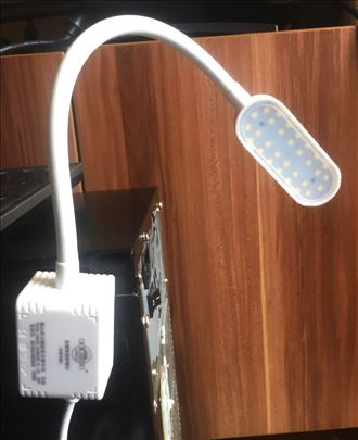 Led lampa sa 30 dioda za sivace masine