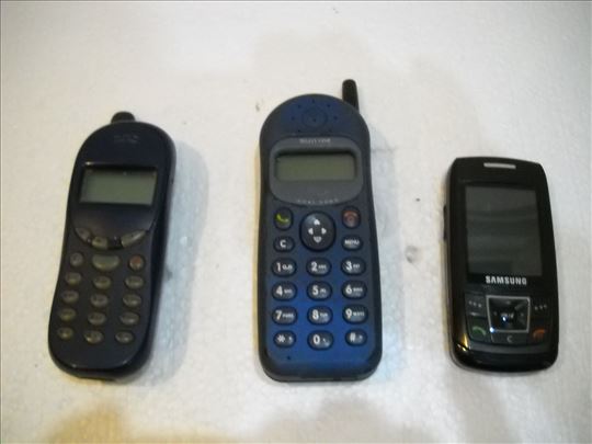 3 kolekcionarska mobilna telefona,Simens, Philips,