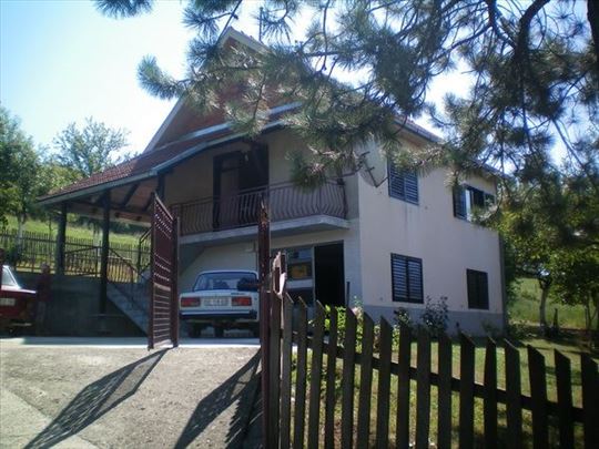 Kuća 130m2+lokal 130m2, selo Skržuti