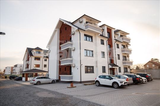 Hram sv. Mateja Apostola Kvalitetan dvosoban stan 