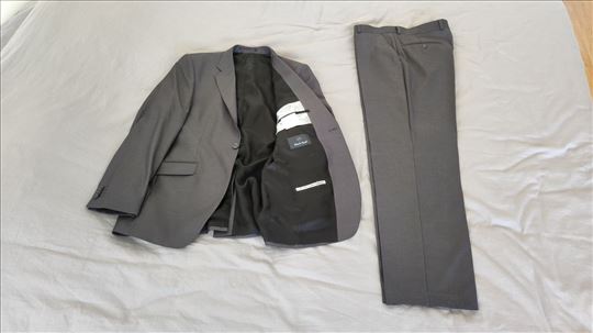 Muško odelo (sako i pantalone)