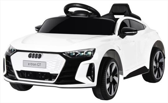 Auto na baterije Audi E-tron Gt licencirani beli