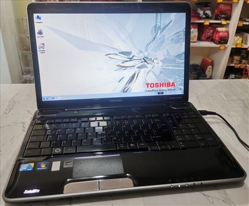 Laptop 15,6" TOSHIBA Satellite A500-1F7, Sjajan 