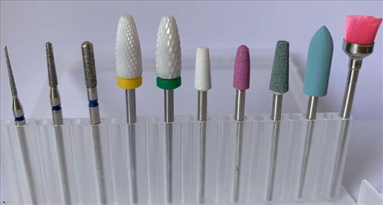 10 komada različitih nastavaka za el. turpiju