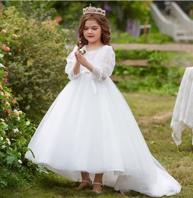 Bela svecana haljina sa šlepom za decu vencanica