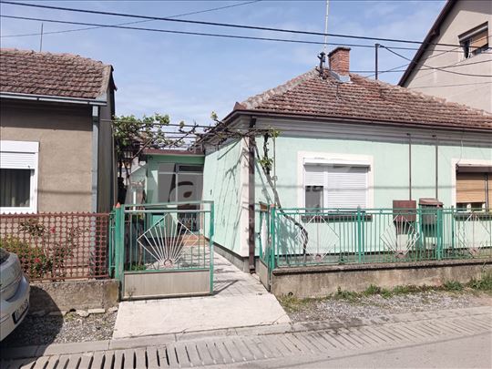 Prizemna kuća na prodaju - Nova Pazova