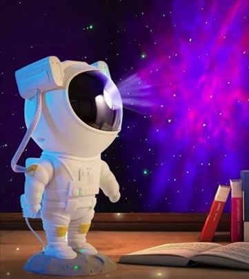 Astronaut - projektor  / lampa zvezdano nebo