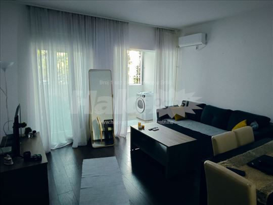 Blok 61, Jurija Gagarina, renoviran.