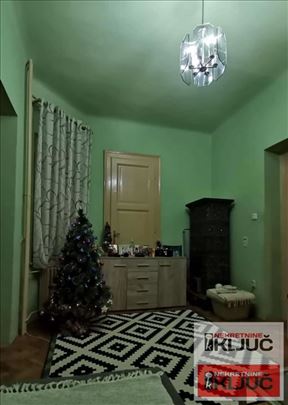 Trg Republike, 58 m2, Dvoiposoban, Salonski,Visoko