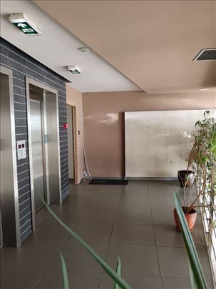 Novi Beograd, Azaro Centar, 62m, vpr, cg, Lux