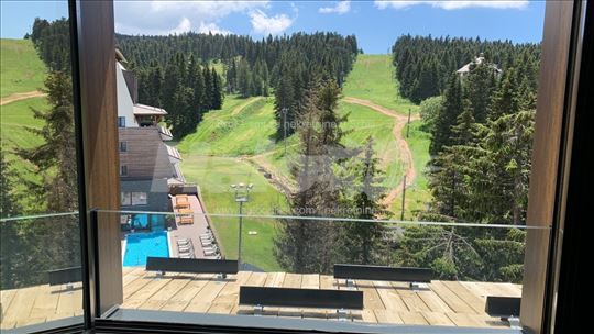 Vlasnik prodaje lux apartman, Kopaonik centar