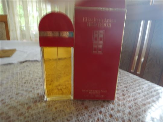 Elizabeth Arden RED DOOR