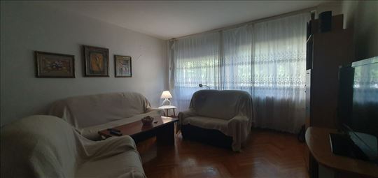 Novi Beograd odlican stan sa tri spavace sobe 