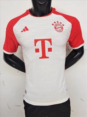 Bayern Munich 2023/2024 domaći dres