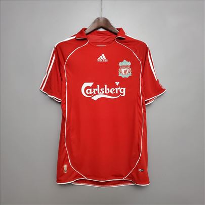 Liverpool 2006/2007 domaci dres