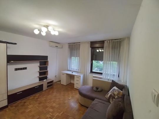 Prodaja,1.0 soban stan,36m2,Novo Naselje,Novi Sad