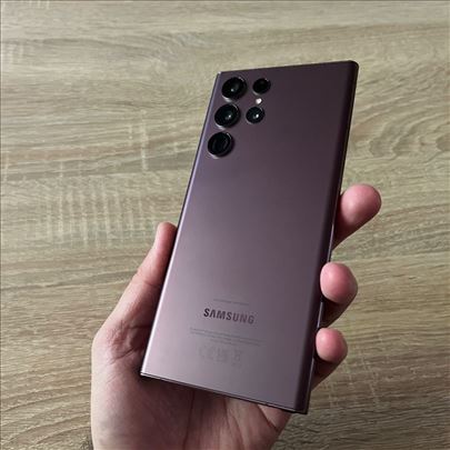 Samsung Galaxy S22 Ultra   kao nov