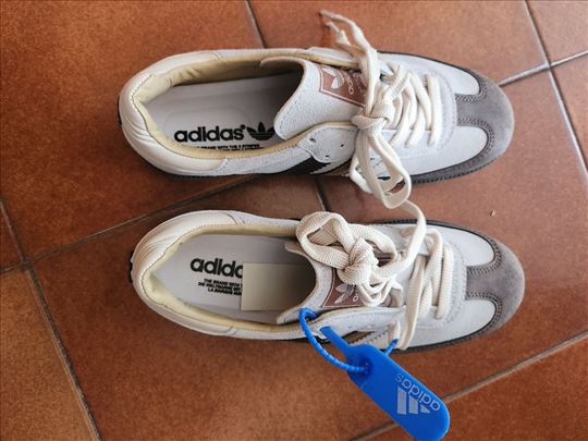 Adidas Samba