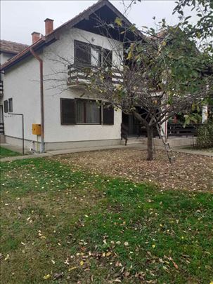 Dve kuće na prodaju, Ilićevo, 213m2