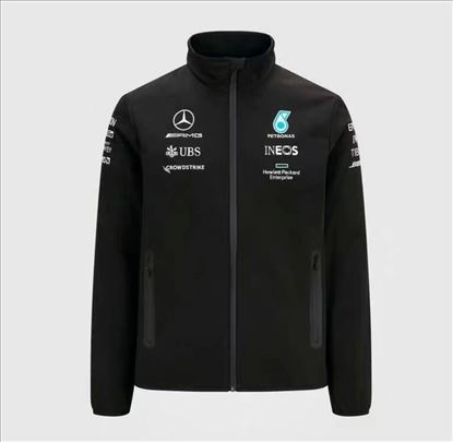 Mercedes-AMG Petronas F1 Team duks #3