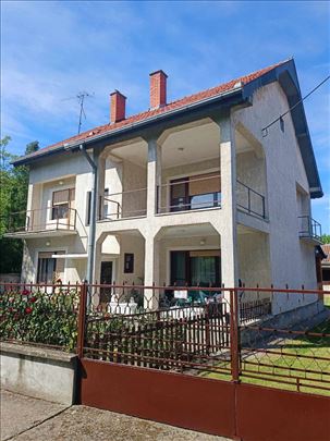 Prelepa i kvalitetna kuća blizu Pančeva na prodaju
