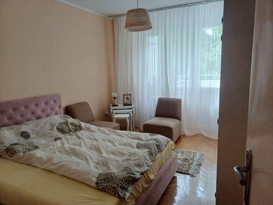 Super ponuda, kvalitetan 2.5 stan ,Vračar, ID 4948