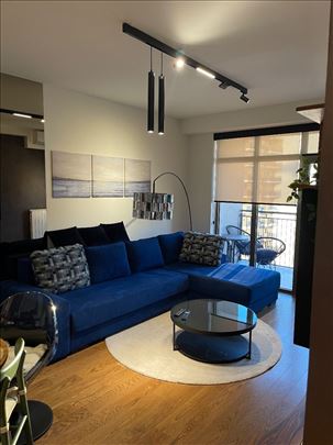 Atraktivan dvosoban stan u BW Arcadia