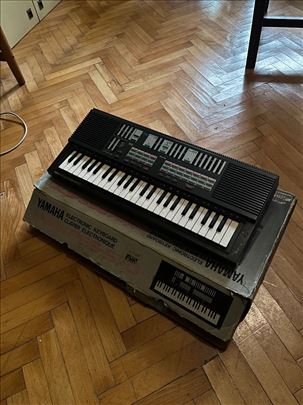 Yamaha klavijatura / sintisajzer