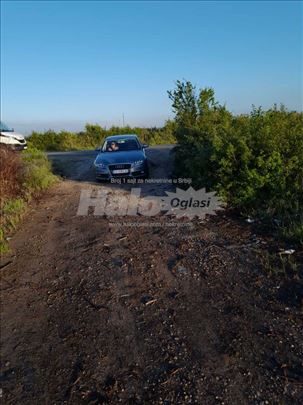 Na prodaju zemljište u Deču