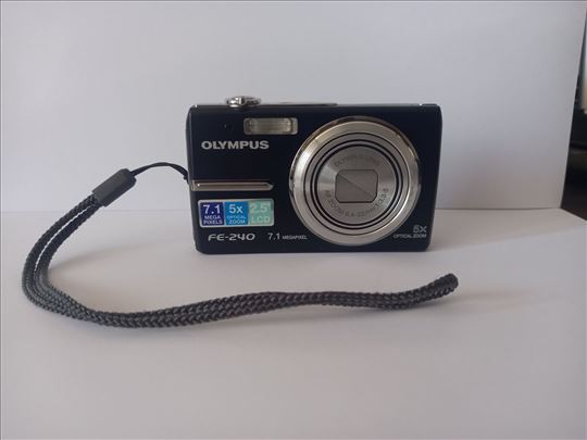 Olympus Fe-240 fotoaparat 