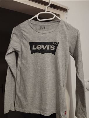 Levis bluza za 10 godina