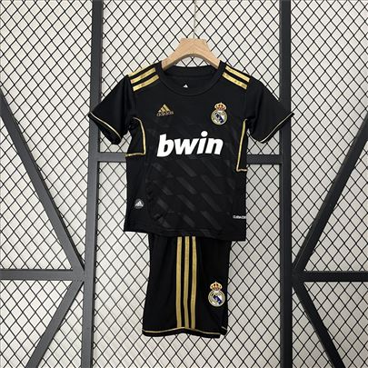Real Madrid 2011/2012 gostujući dres dečiji 