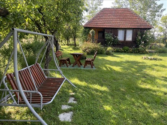 Gornji Milanovac, brvnara Glišović