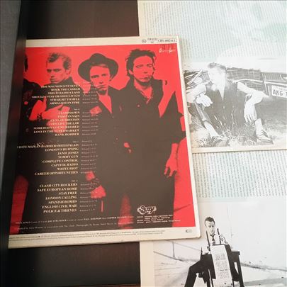 The Clash The Story Of The Clash Volume 1 2XLP 