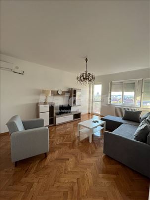 Dvosoban 55 m² strogi centar 