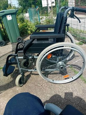 Invalidska kolica,sedalni deo 40cm