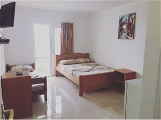 Crna Gora, Bar-Veliki Pijesak, apartman