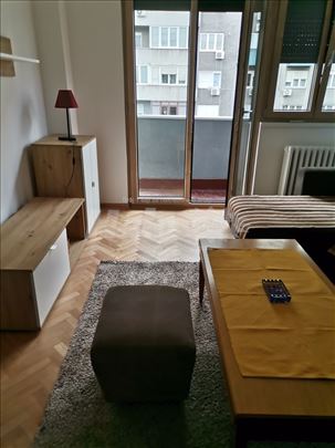 Sarajevska kod Beograda na vodi jednoiposoban