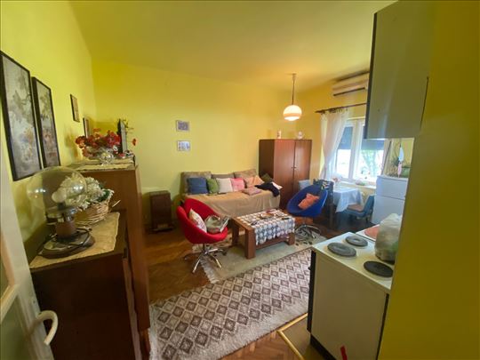 Paviljoni , Sremskih Odreda 1.5, PR, 36m2