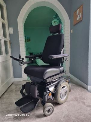 Elektricna invalidska kolica Permobil M400