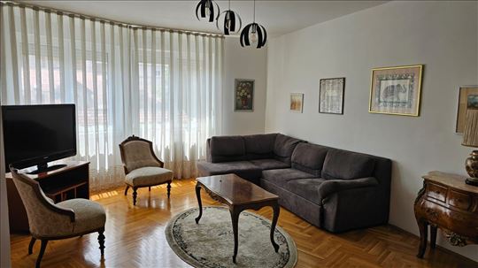 Hram Svetog Save, renoviran, garaža, ID 4334